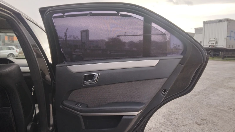 Mercedes-Benz E 350 Mercedes-Benz E-Klasse E 350 CDI 4Matic BlueEffici, снимка 11 - Автомобили и джипове - 52472937