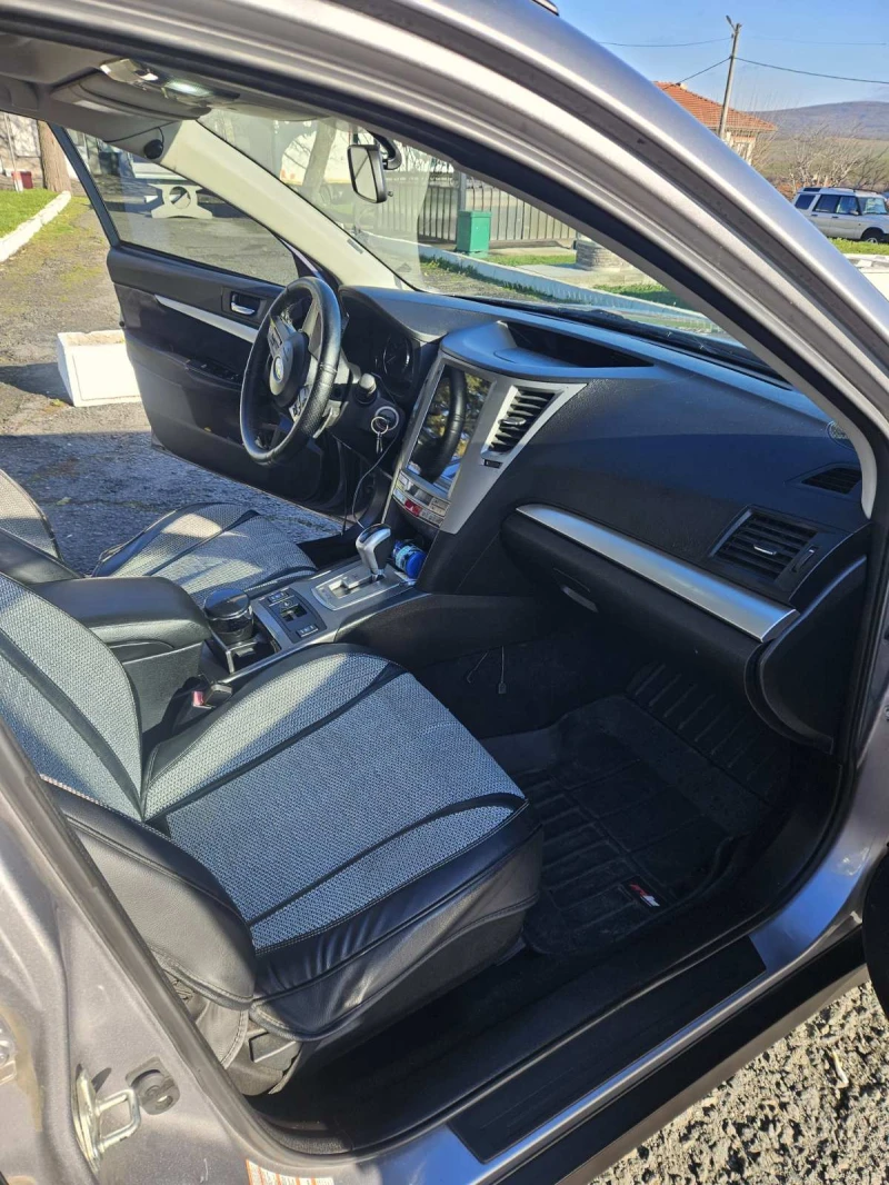 Subaru Outback 2.5, снимка 5 - Автомобили и джипове - 53056111