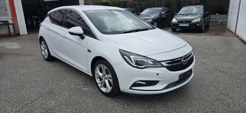 Opel Astra 1.6 cdti-sport, снимка 6 - Автомобили и джипове - 53284608