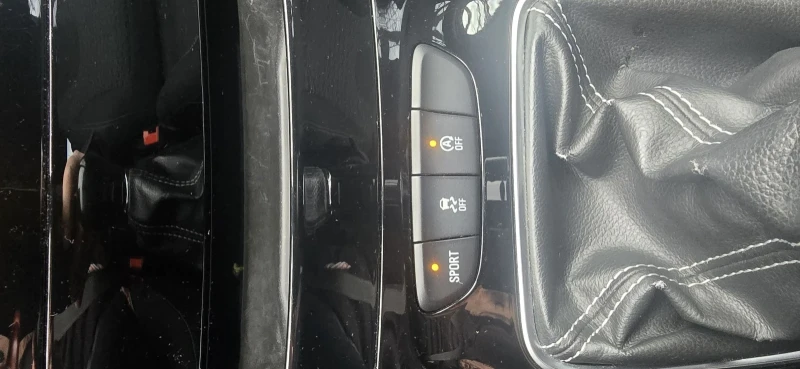 Opel Astra 1.6 cdti-sport, снимка 13 - Автомобили и джипове - 53284608