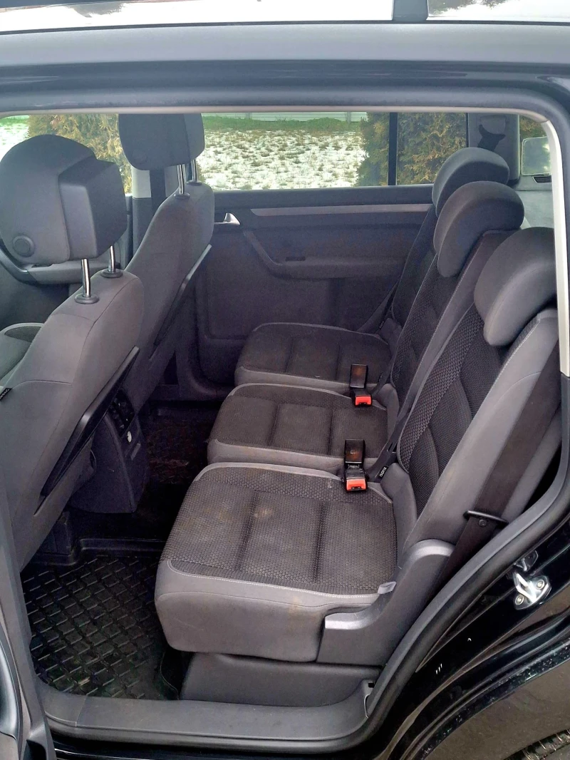 VW Touran 1.4 TSI Ecofuel, снимка 7 - Автомобили и джипове - 53364050