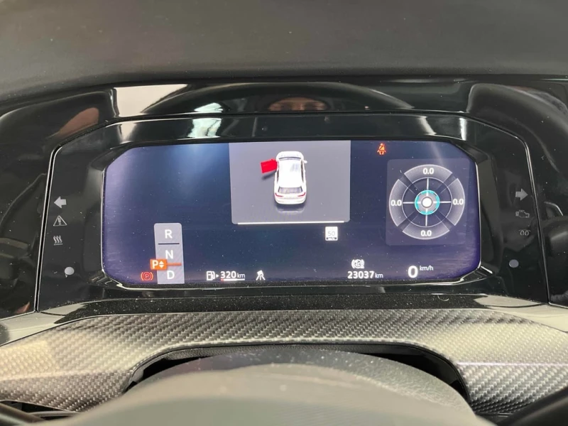 VW Golf R| DSG| AWD| ОБДУХВАНЕ| ПОДГРЕВИ| CARFAX, снимка 7 - Автомобили и джипове - 53453105