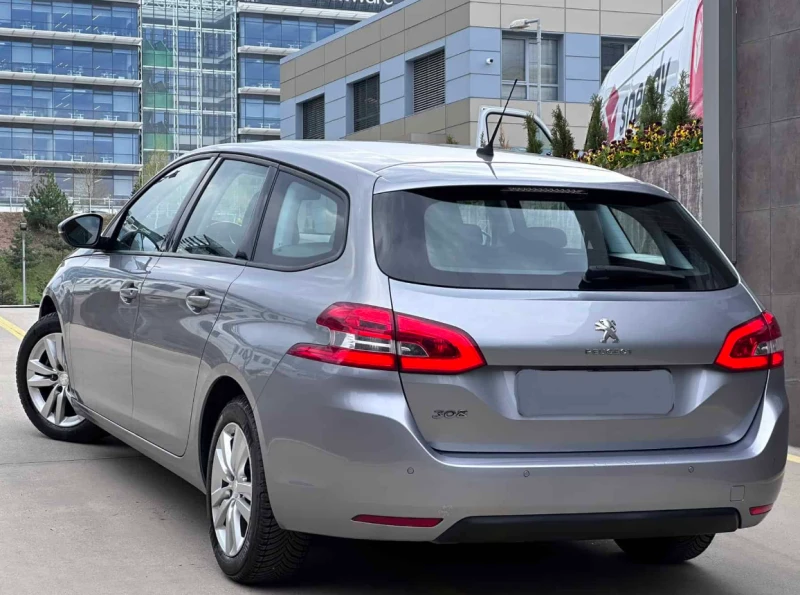 Peugeot 308 1.6 SW BlueHDI, снимка 4 - Автомобили и джипове - 53537429