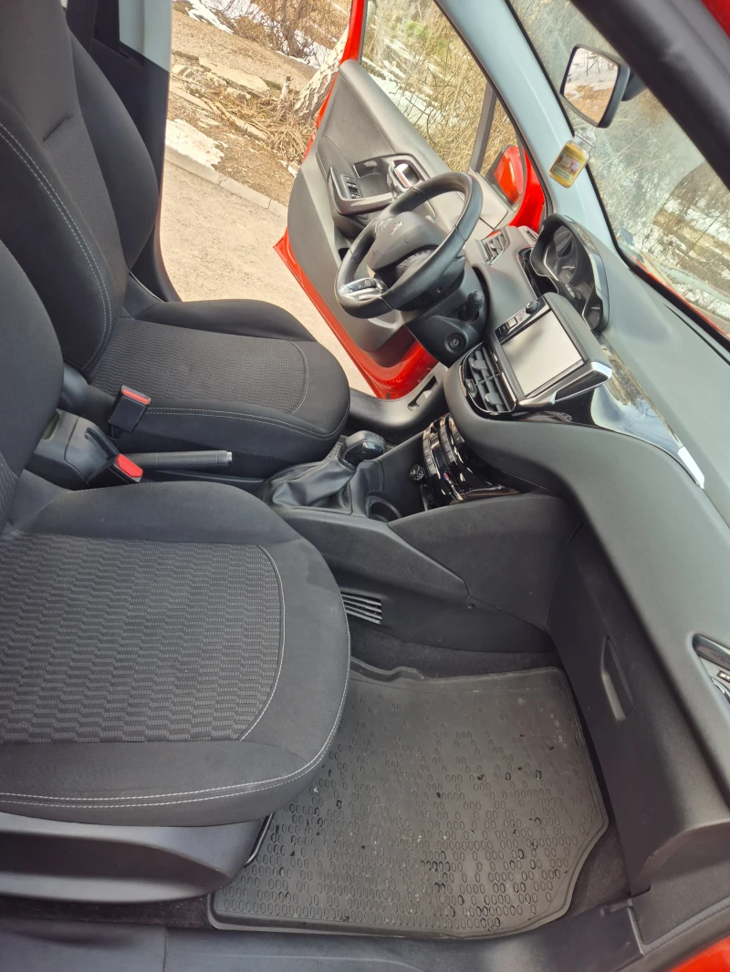 Peugeot 208 Първи и единствен собственик, от София Франс Ауто - 16500 лв. - 12598306 11
