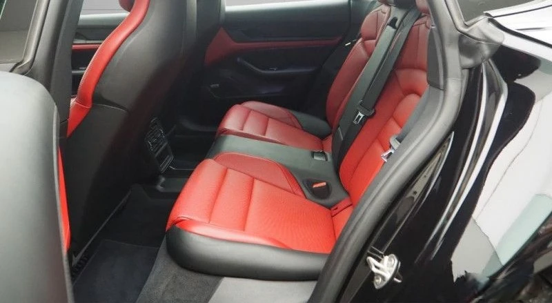 Porsche Taycan  - изображение 9