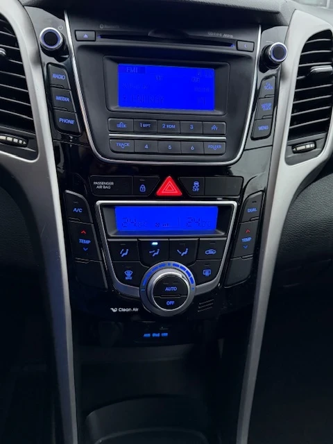 Hyundai I30 1.6CRDI-2014г - изображение 8