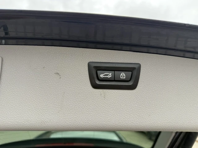 BMW 318 KEYLESS/MEMORY/ПОДГРЕВ/КОЖА/HIFI, снимка 17 - Автомобили и джипове - 56630083