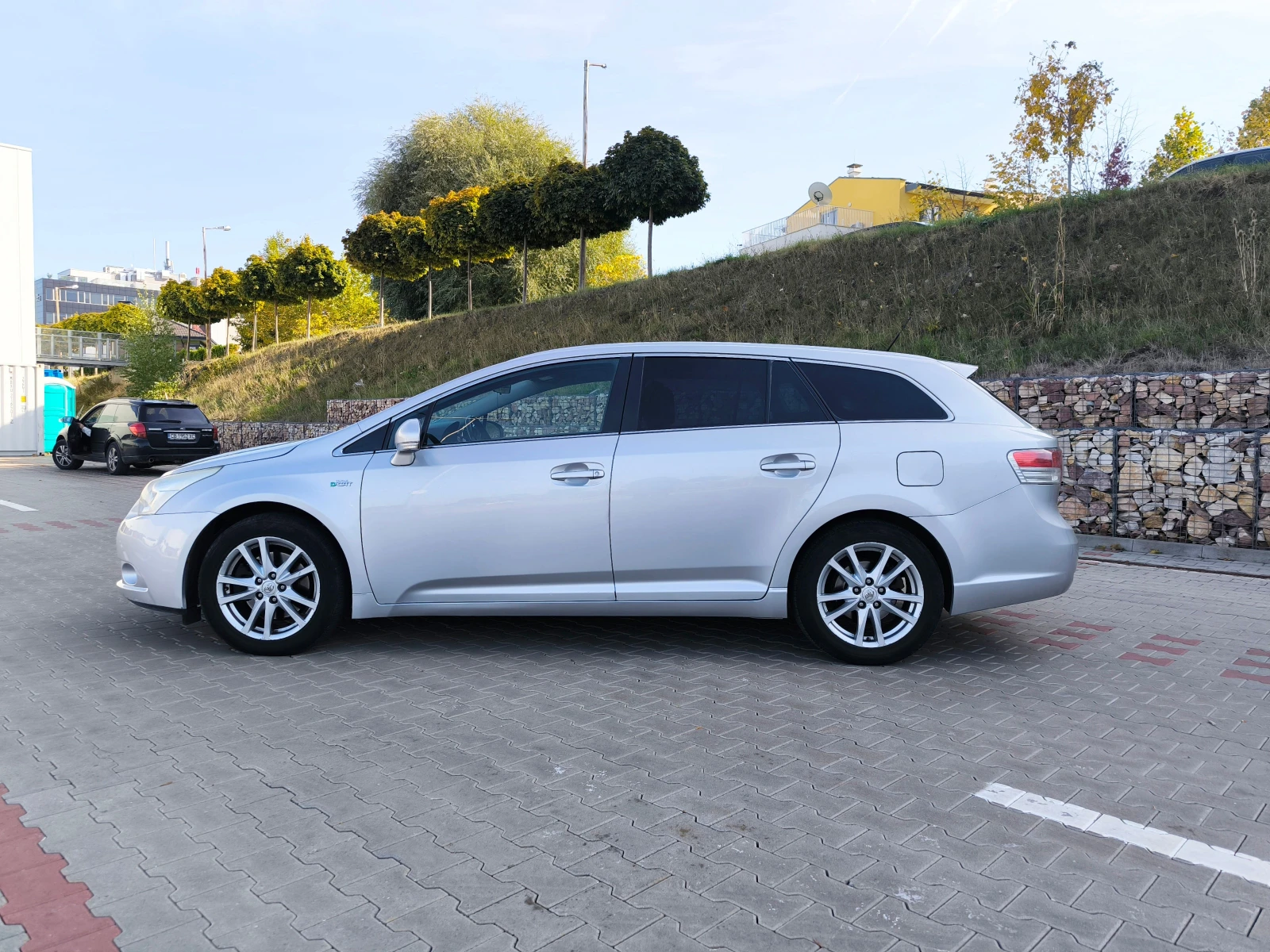 Toyota Avensis 2.2 Diesel, 150 hp - изображение 8