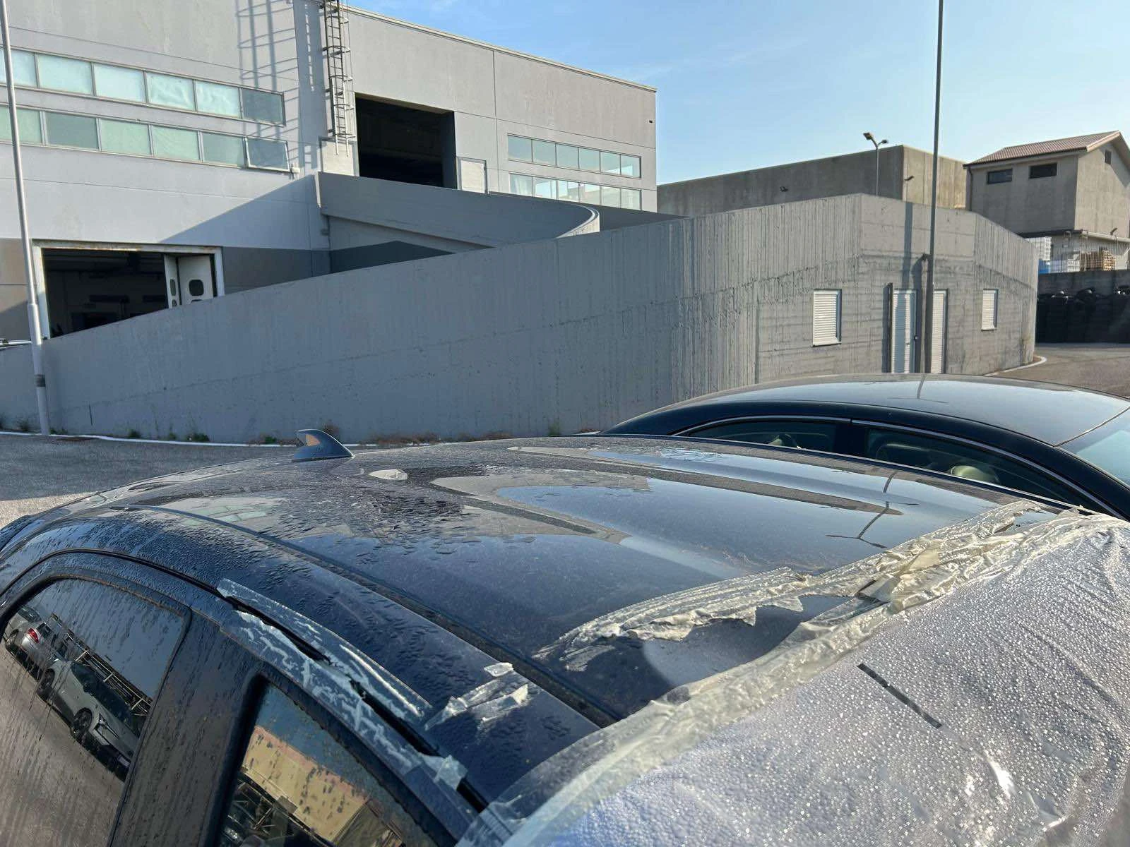 Toyota Yaris 1.5-Хибрид, снимка 5 - Автомобили и джипове - 53945511