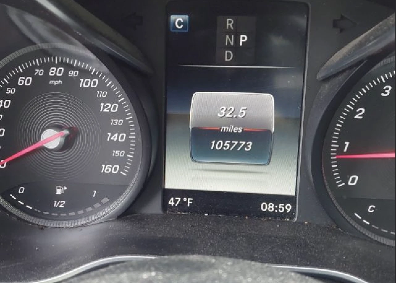 Mercedes-Benz C 300 4MATIC* BURMESTER* KEYLESS* ПОДГРЕВ* ПАНОРАМА - изображение 10