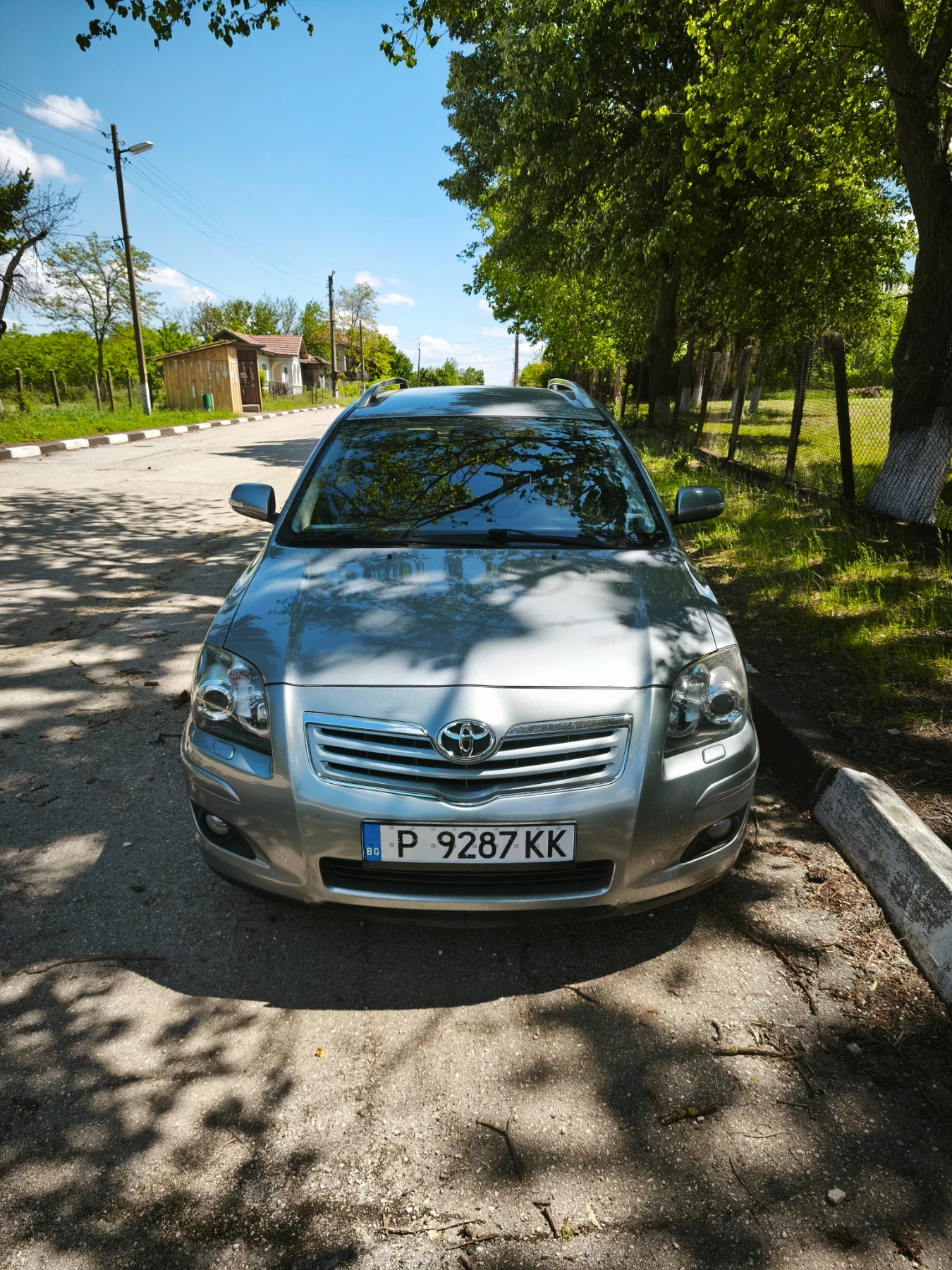 Toyota Avensis 2.0 d4d 126hp. 6 степенна скоростна кутия  - изображение 2