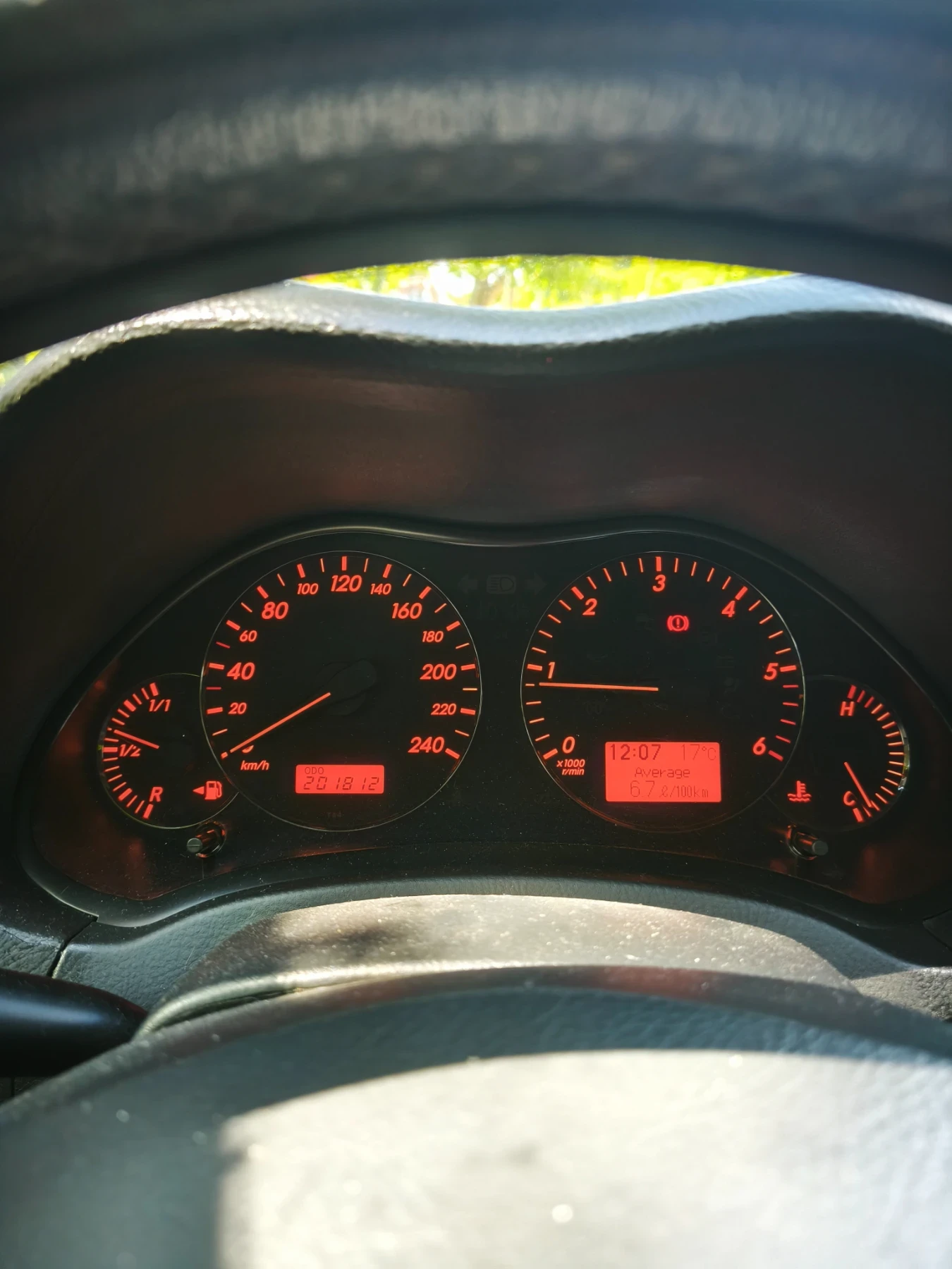 Toyota Avensis 2.0 d4d 126hp. 6 степенна скоростна кутия  | Mobile.bg — изображение 11