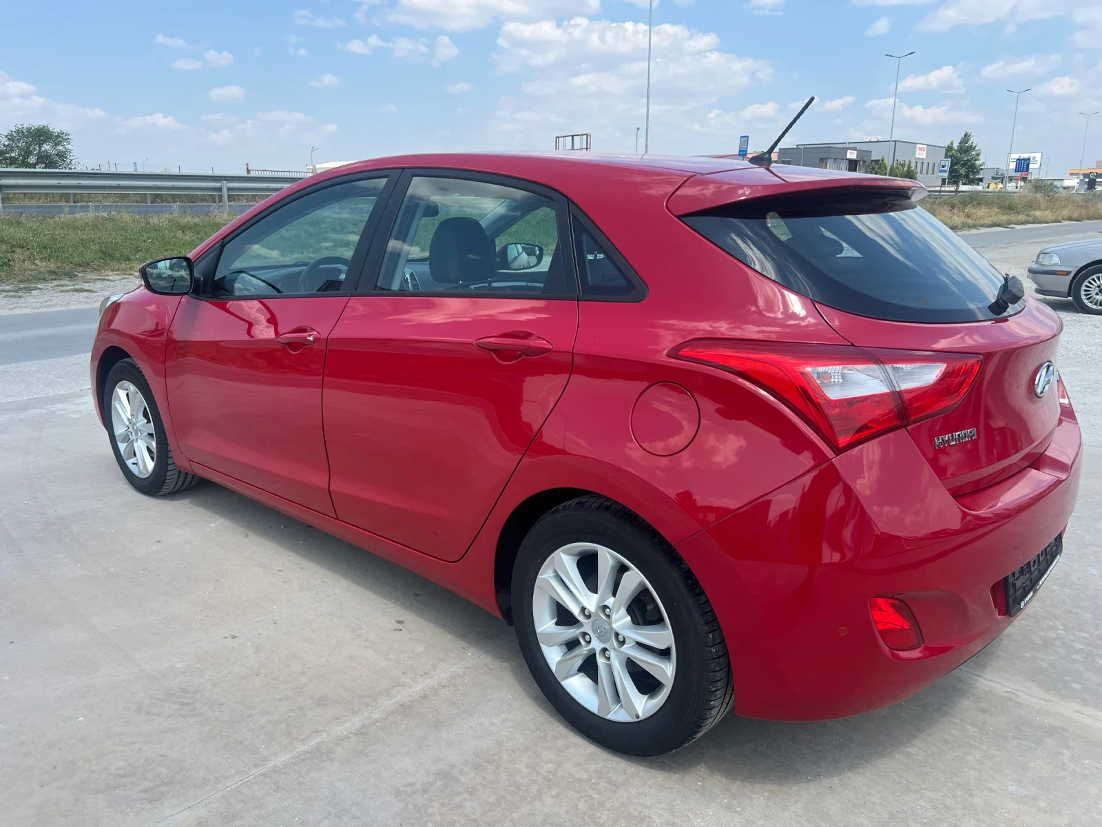Hyundai I30 1.4i-Klima - изображение 7