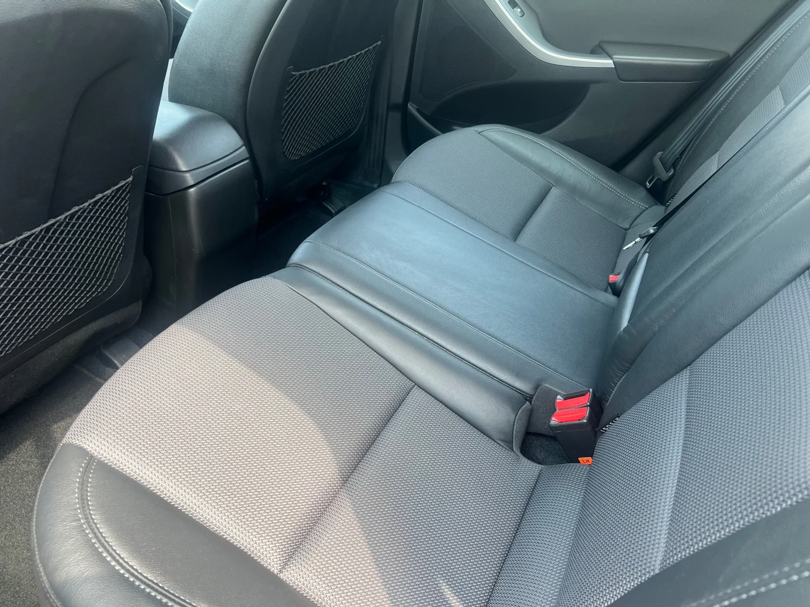 Hyundai I30 1.4i-Klima - изображение 9