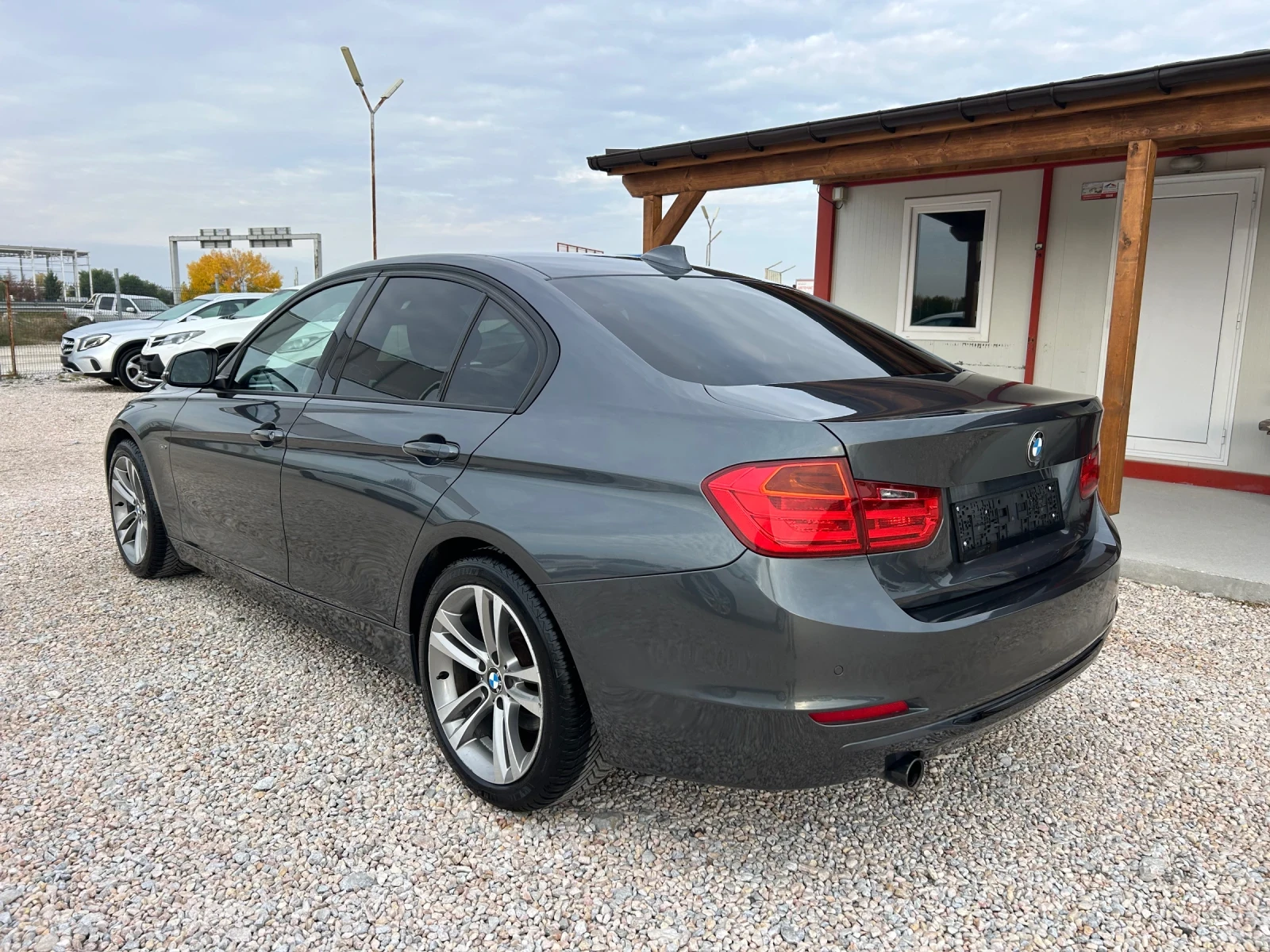 BMW 320 * 2.0D* 143к.с* SPORTLINE* Automat*  - изображение 4