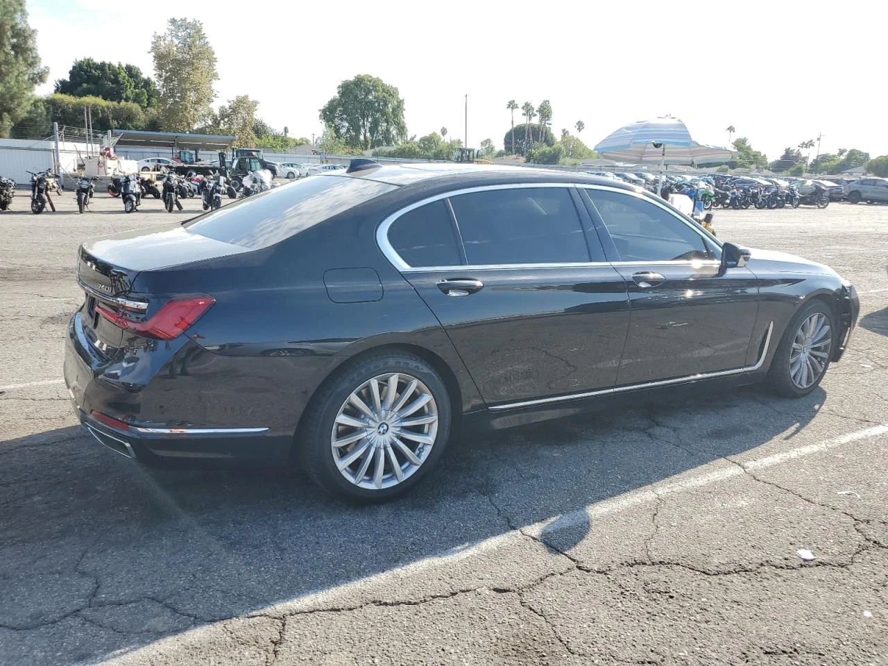 BMW 740 XI - изображение 5