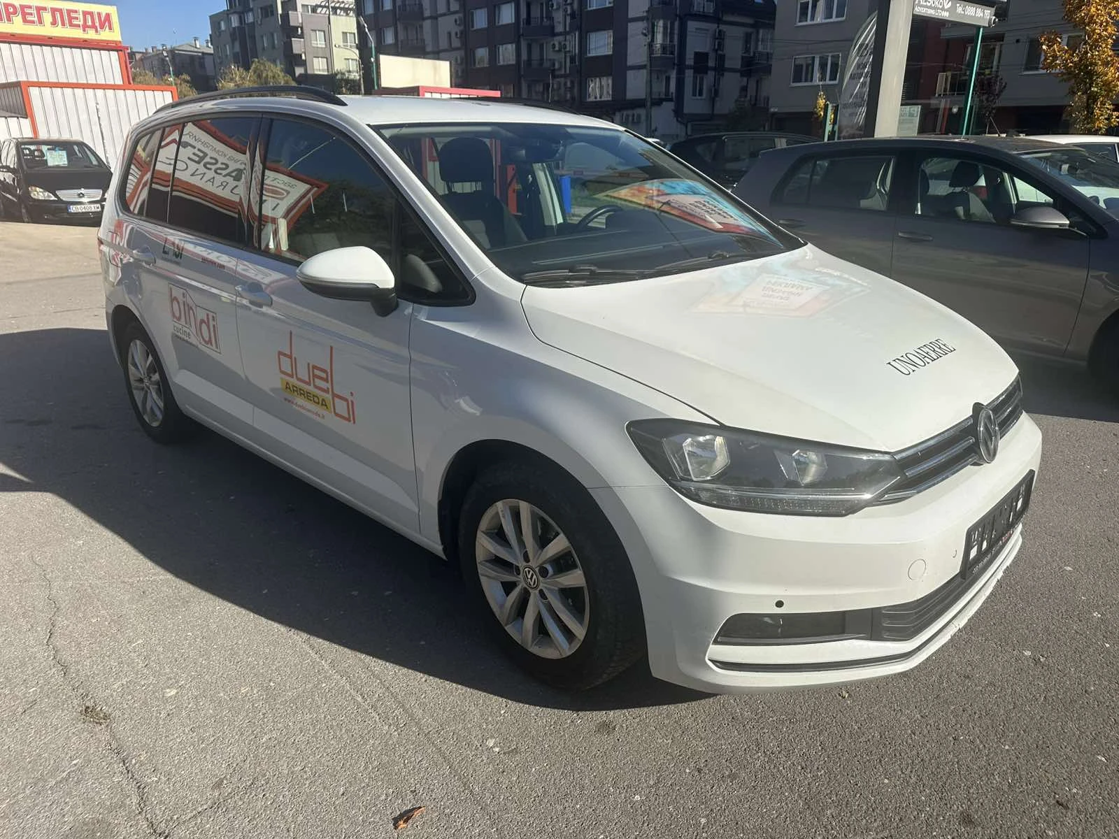 VW Touran 2.0 DISEL - изображение 6