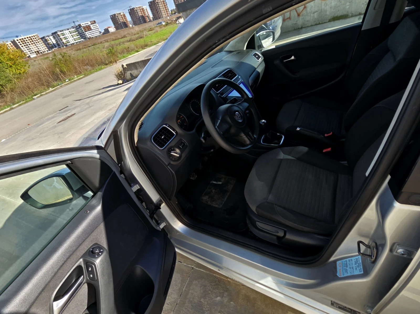 VW Polo 1.6TDI - изображение 8