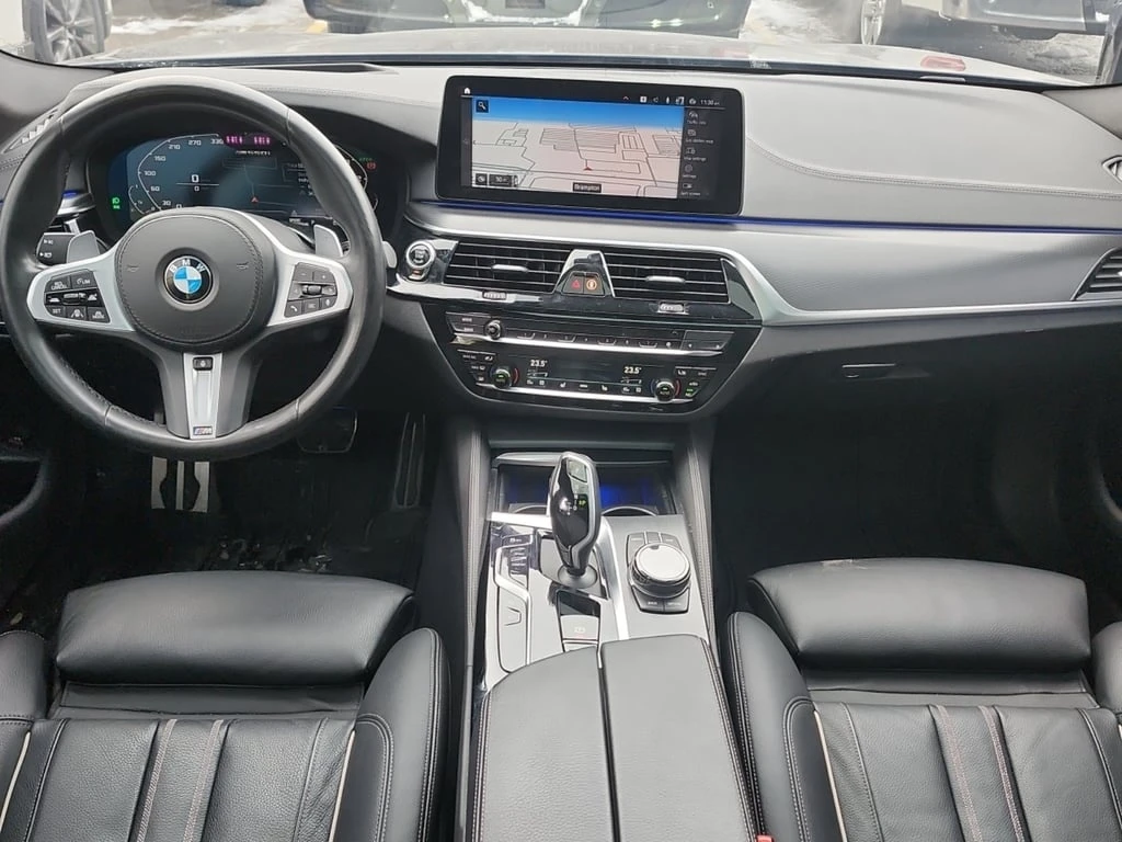 BMW 550 M550I XDRIVE  CARFAX | Mobile.bg   11
