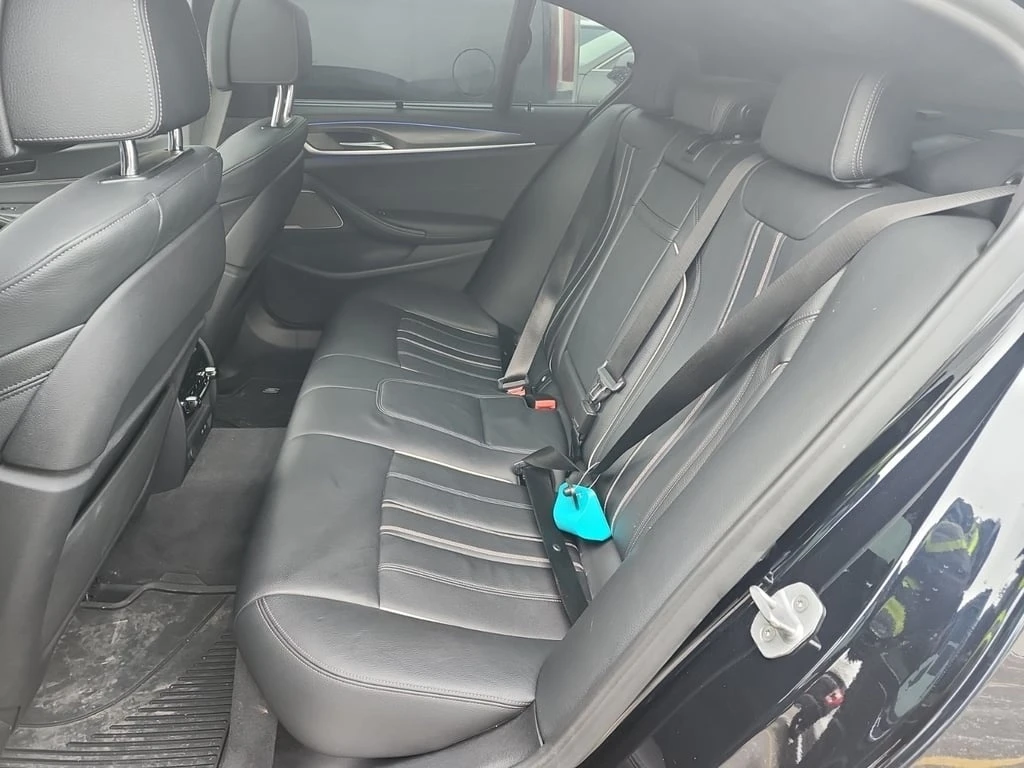 BMW 550 M550I XDRIVE  CARFAX | Mobile.bg   13