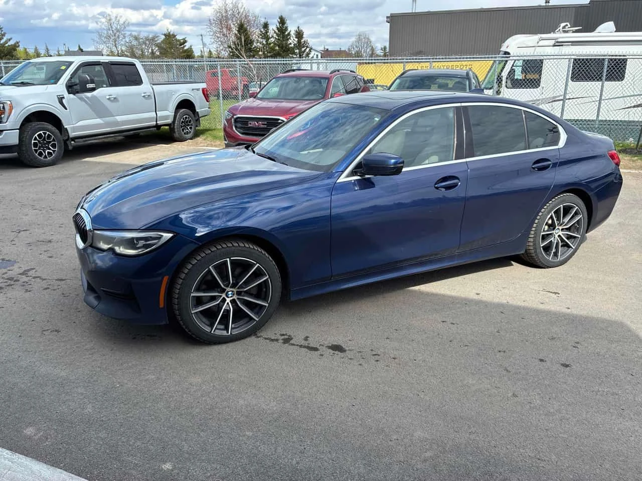 BMW 330 XDRIVE * HEAD-UP * KEYLESS * ���� �� ������ | Mobile.bg � ����������� 3