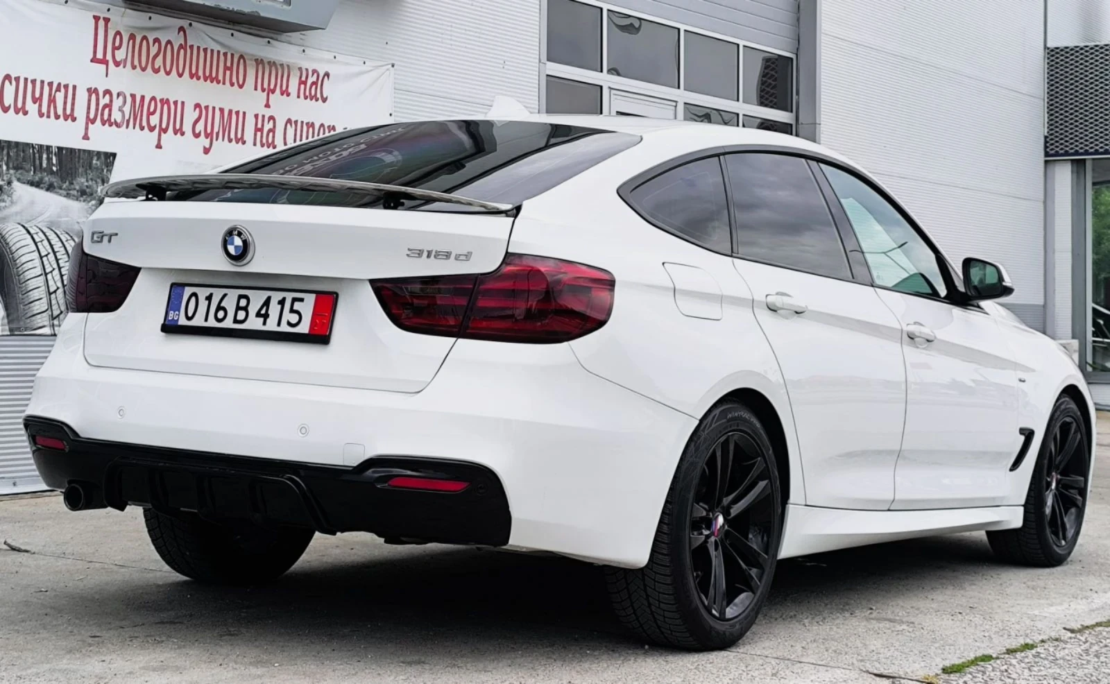 BMW 318 GT F34 M paket, снимка 4 - Автомобили и джипове - 54947381