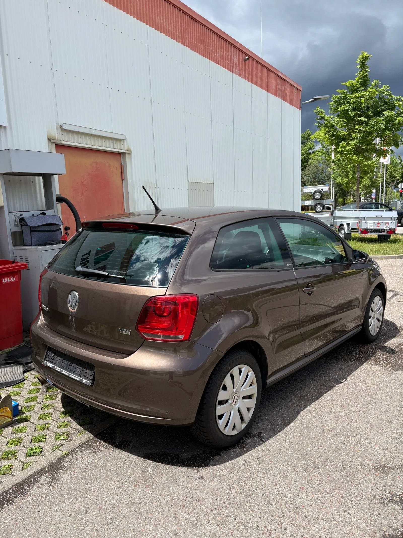 VW Polo 1 собственик 4 нови дюзи, снимка 5 - Автомобили и джипове - 55017970