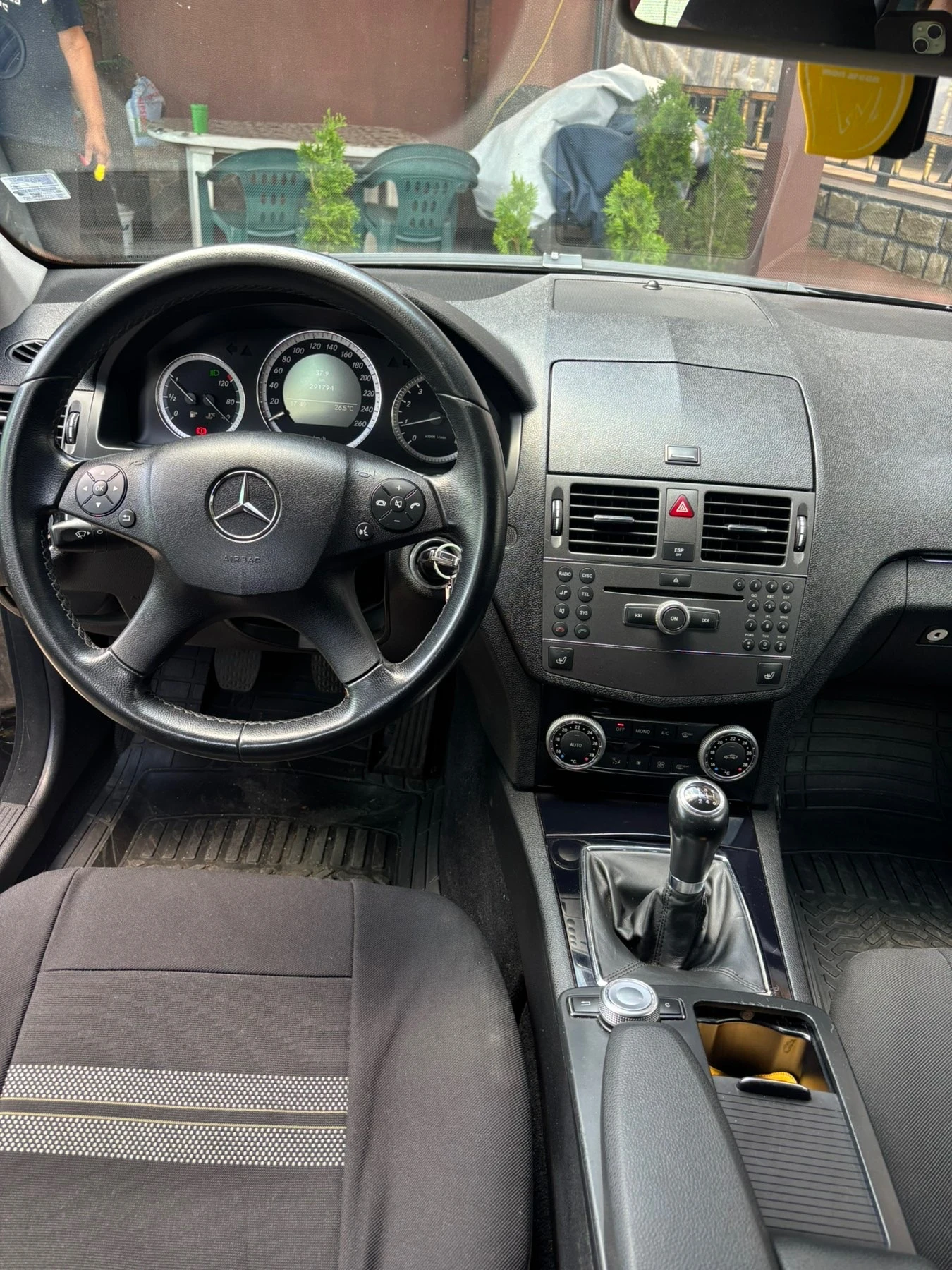 Mercedes-Benz C 180, снимка 5 - Автомобили и джипове - 55185586