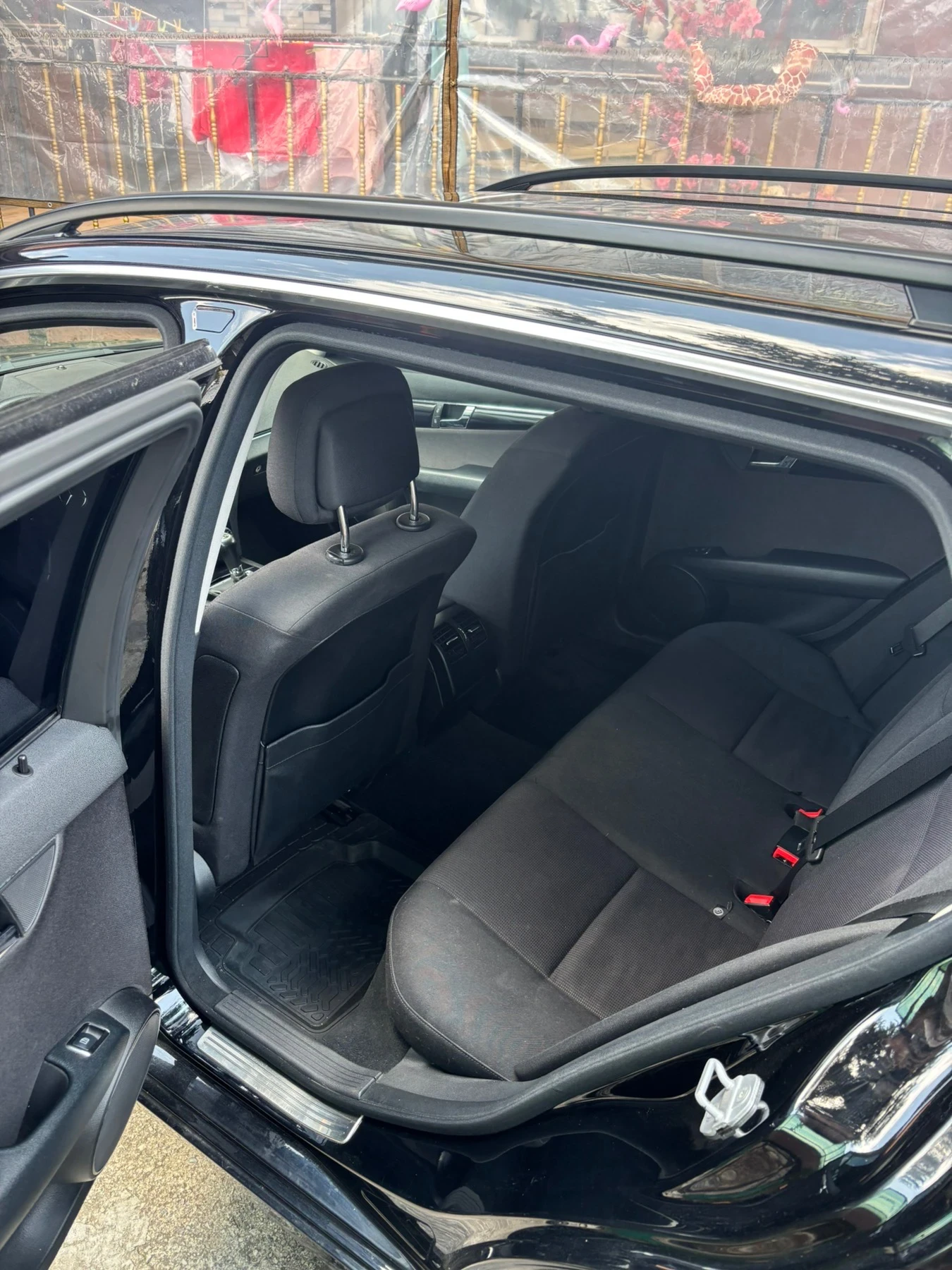 Mercedes-Benz C 180, снимка 12 - Автомобили и джипове - 55185586