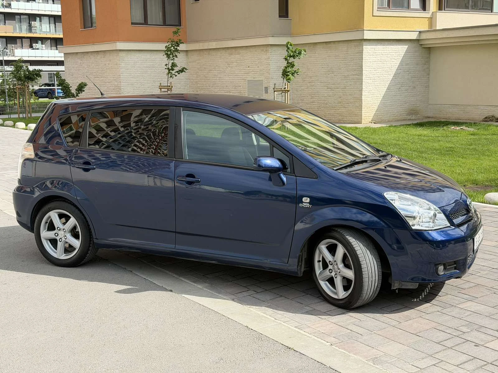 Toyota Corolla verso, снимка 10 - Автомобили и джипове - 55425185