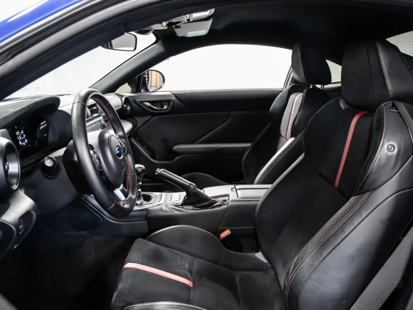 Subaru BRZ * Sport-tech* Manual* KEYLESS* Camera* ПОДГРЕВ* , снимка 8 - Автомобили и джипове - 55458199