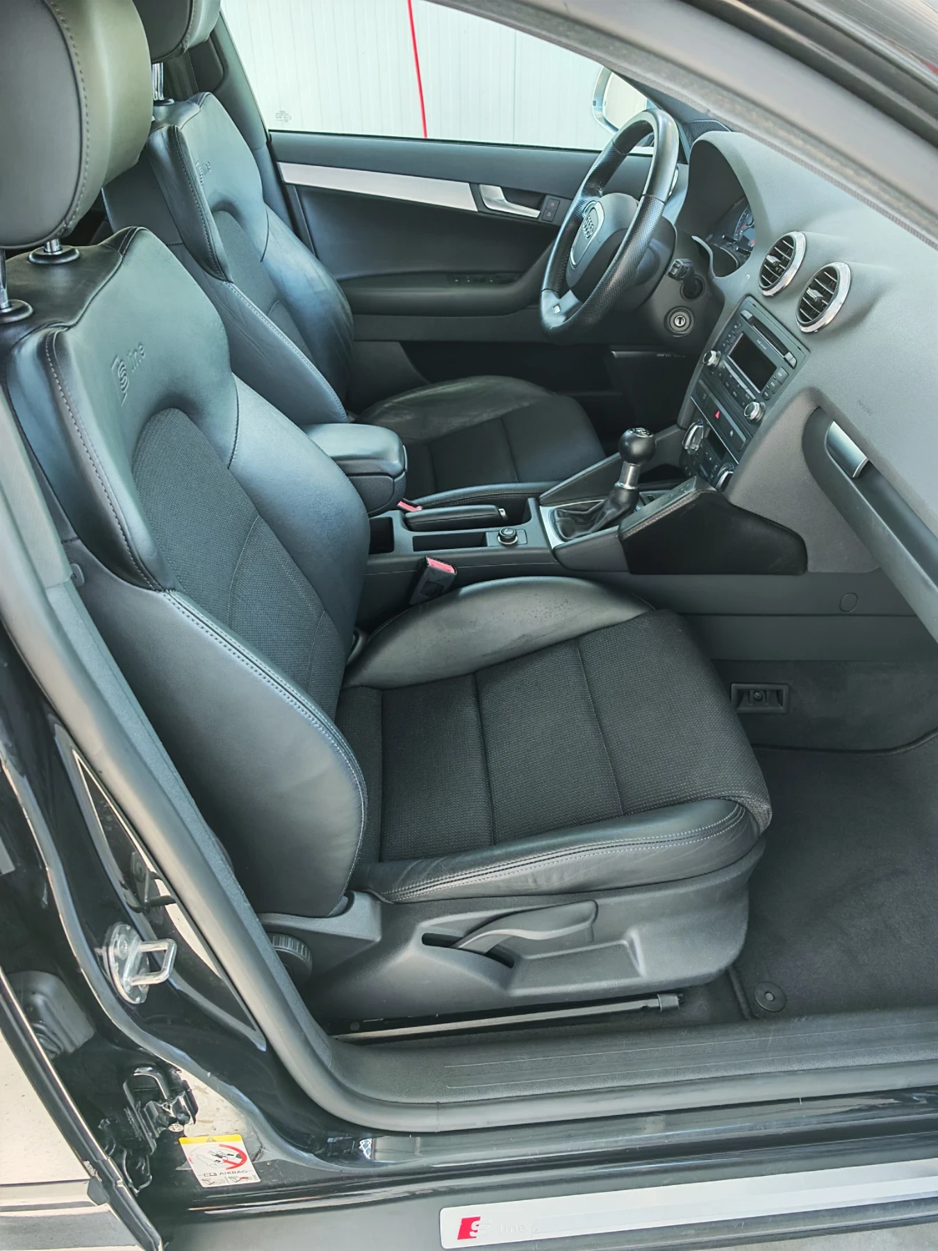 Audi A3 1.9TDI 105ps * S LINE * BOSE * XENON * УНИКАТ , снимка 10 - Автомобили и джипове - 55534363