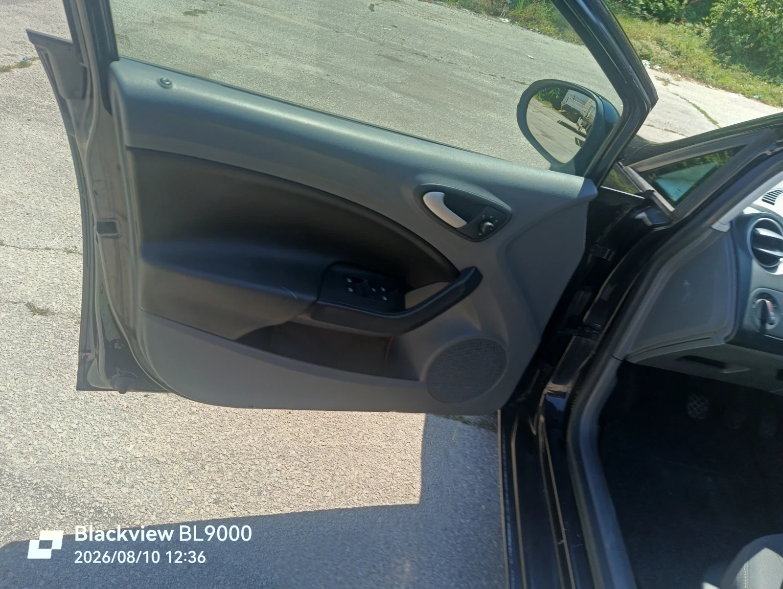 Seat Ibiza 1, 6 TDI, 90kc., снимка 9 - Автомобили и джипове - 55624659