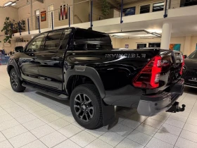 Toyota Hilux 2.8 MHEV DOUBLE CAB 4X4 INVICIBLE - 55500 € / 108548.57 лв. - 95102055 2
