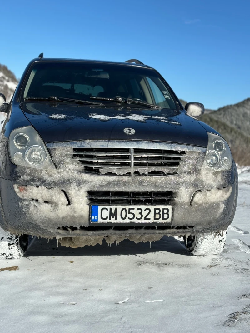 SsangYong Rexton, снимка 14 - Автомобили и джипове - 47583549