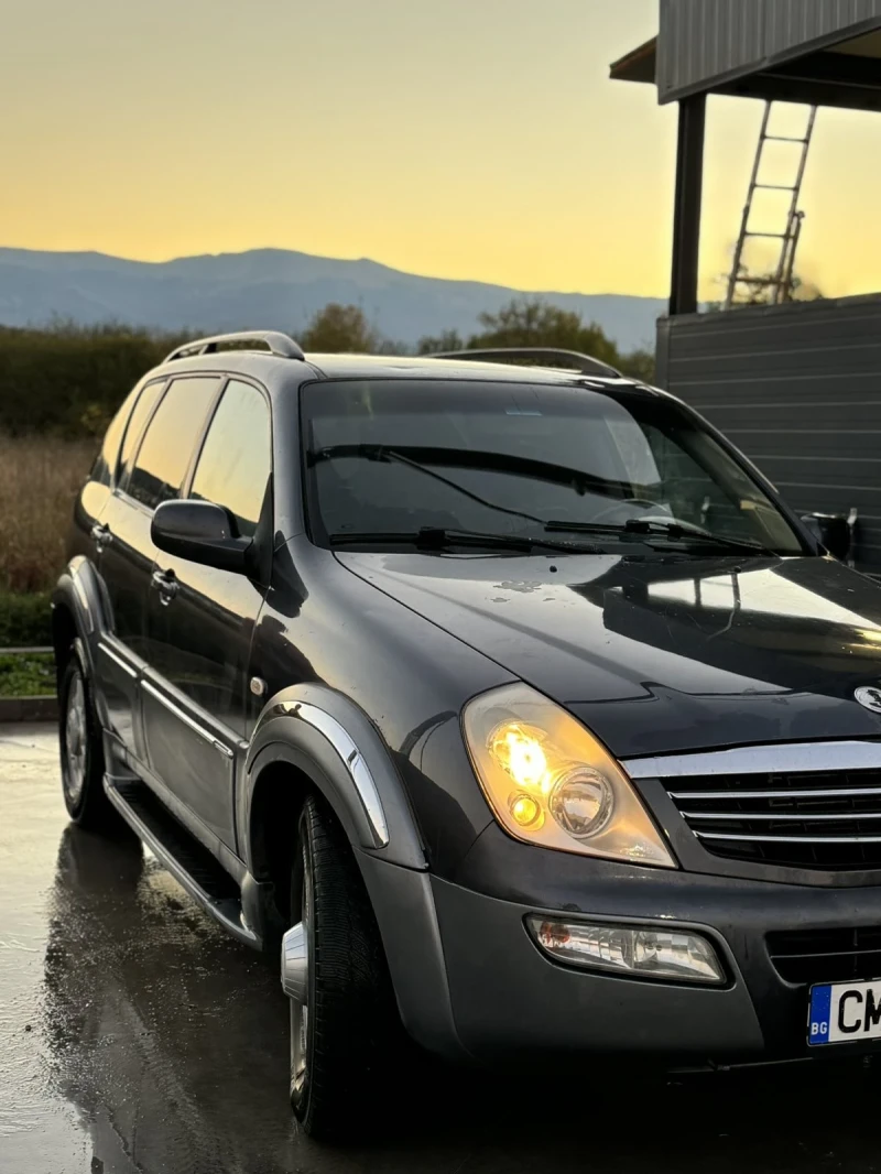 SsangYong Rexton, снимка 2 - Автомобили и джипове - 47583549