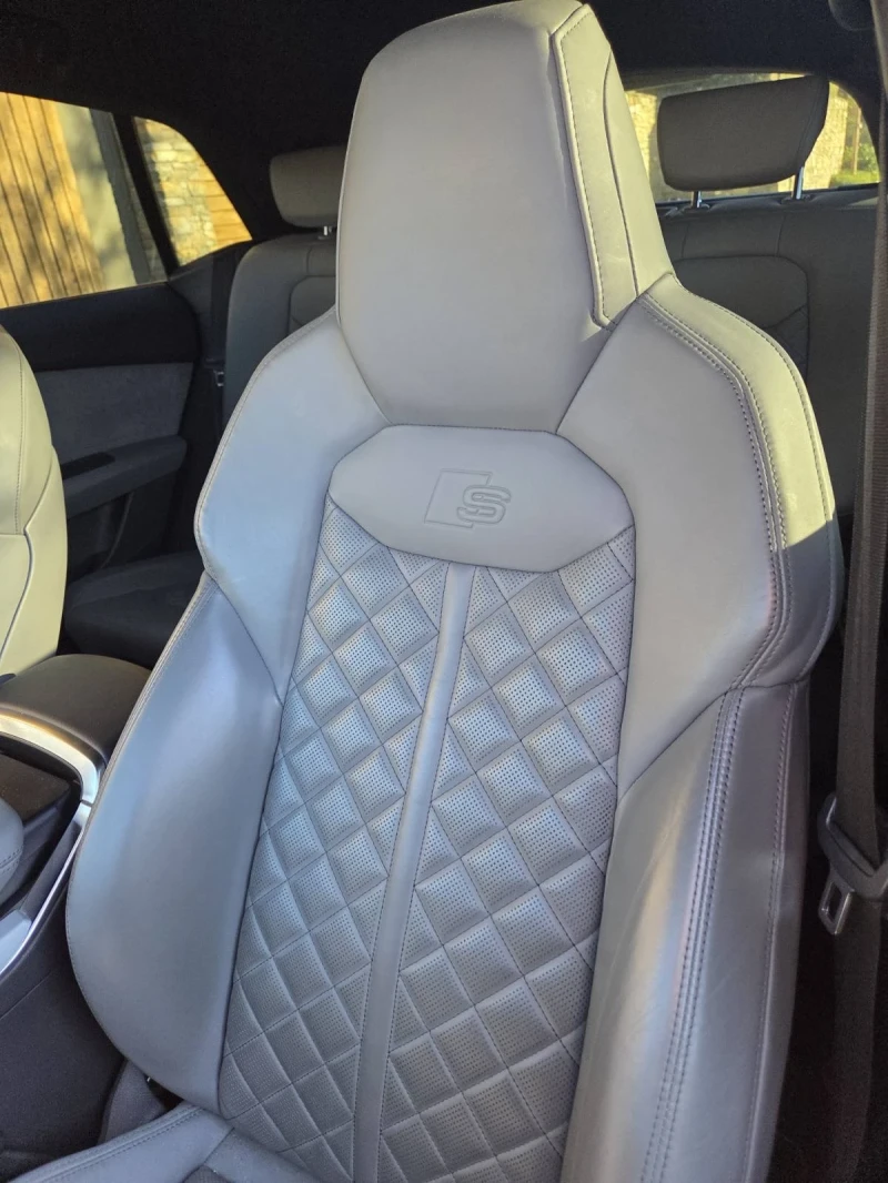 Audi Q8, снимка 10 - Автомобили и джипове - 51606305