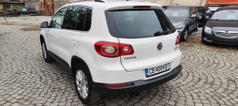 VW Tiguan 2.0 TDI 4х4 , снимка 6 - Автомобили и джипове - 52309090