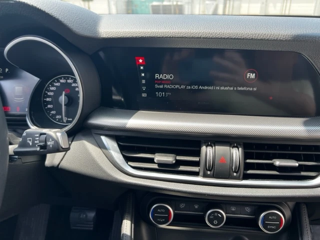 Alfa Romeo Stelvio, снимка 14 - Автомобили и джипове - 49678190