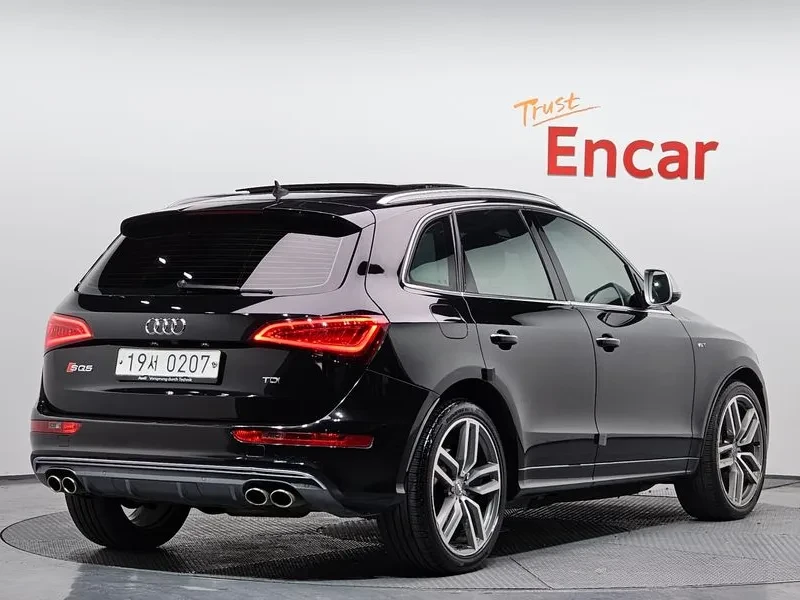 Audi SQ5 3.0 TDI Quattro, снимка 2 - Автомобили и джипове - 54203620