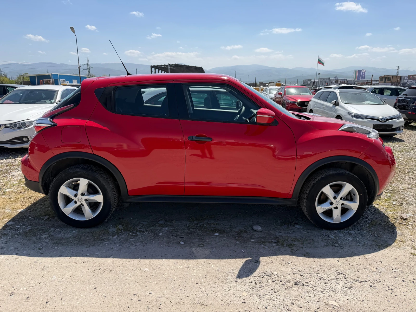 Nissan Juke 1.6 ГАЗ.ИНЖ., снимка 4 - Автомобили и джипове - 52129230