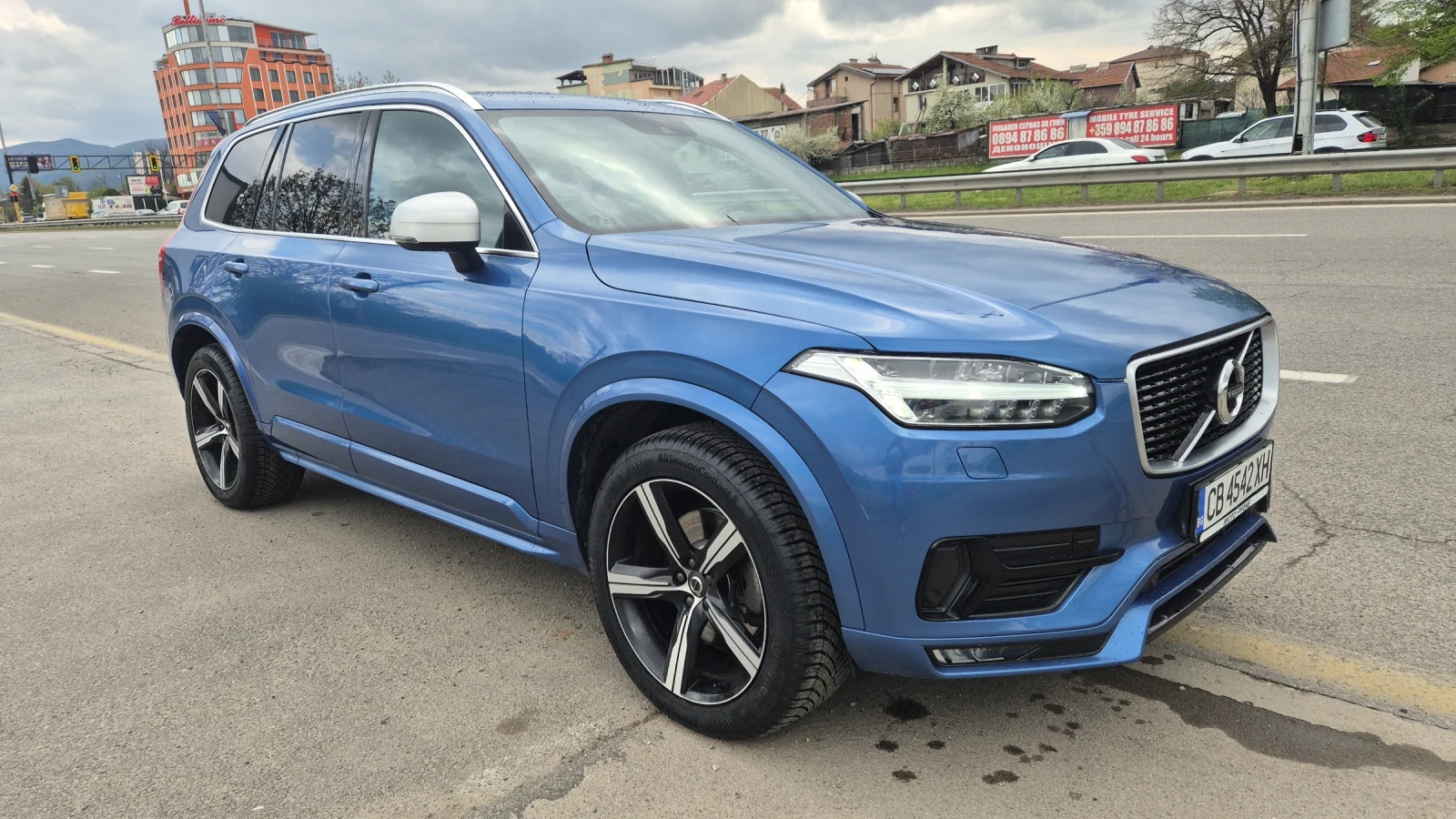 Volvo Xc90 R-Design, снимка 2 - Автомобили и джипове - 53590074