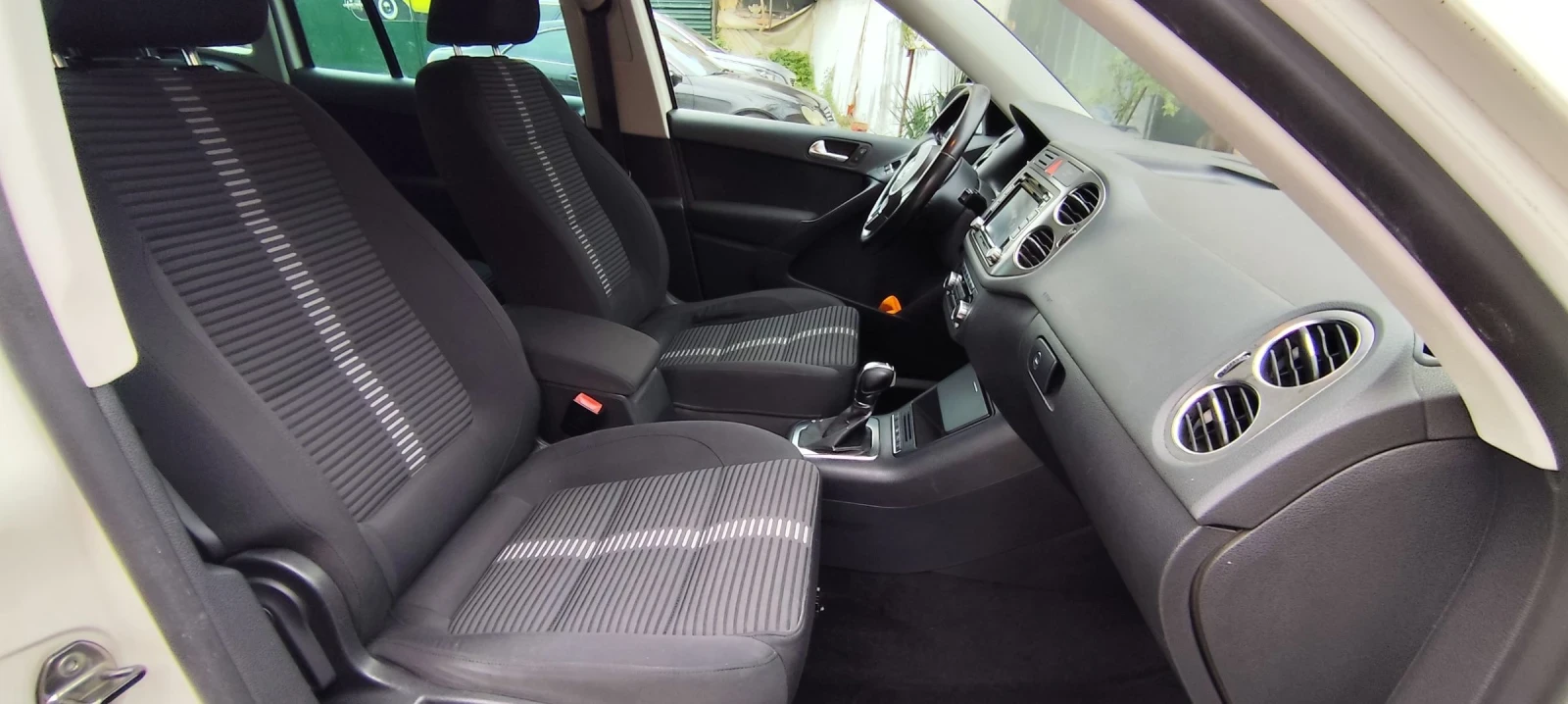 VW Tiguan 2.0 TDI 44  | Mobile.bg   8