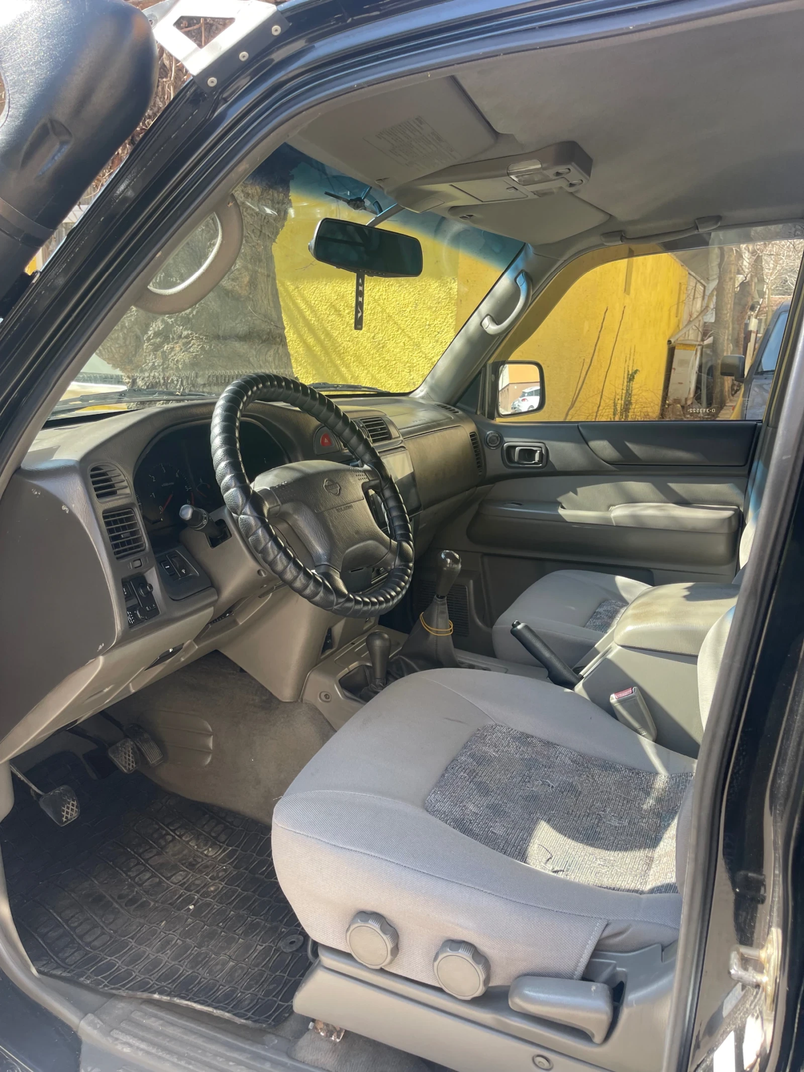 Nissan Patrol, снимка 4 - Автомобили и джипове - 53747218