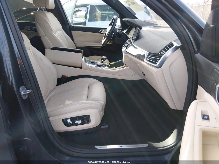 BMW X5 3.0l Sdrive40I, снимка 5 - Автомобили и джипове - 53773552