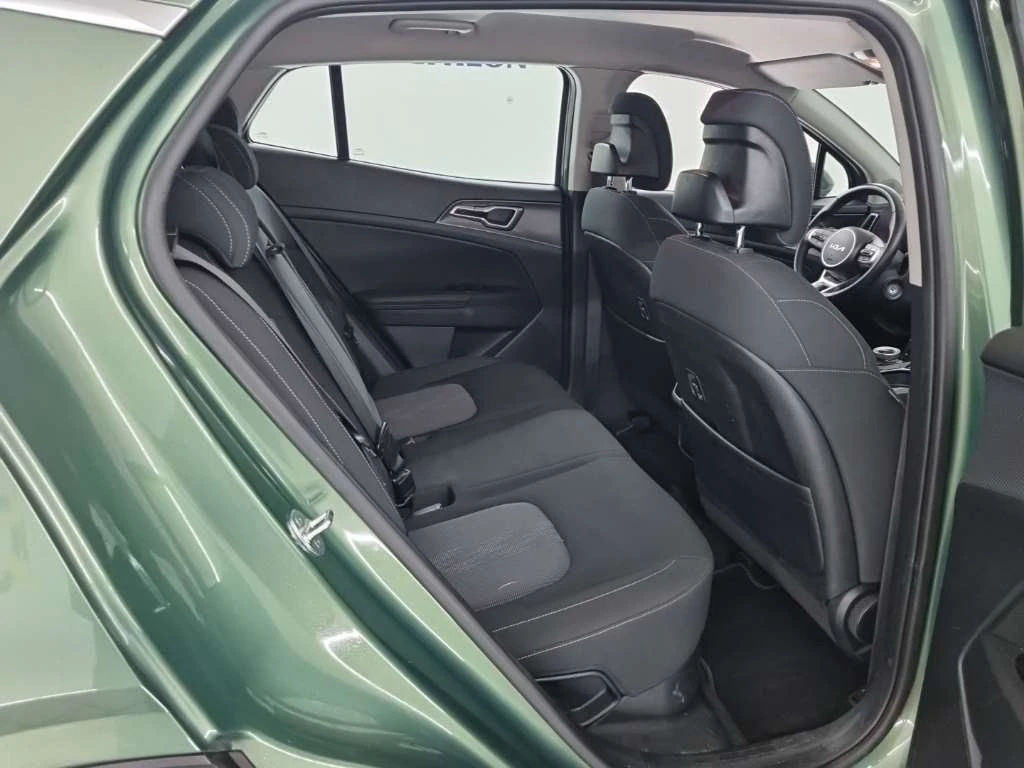 Kia Sportage 1.6 T-GDI DynamicLine - Hybrid, снимка 11 - Автомобили и джипове - 54080456