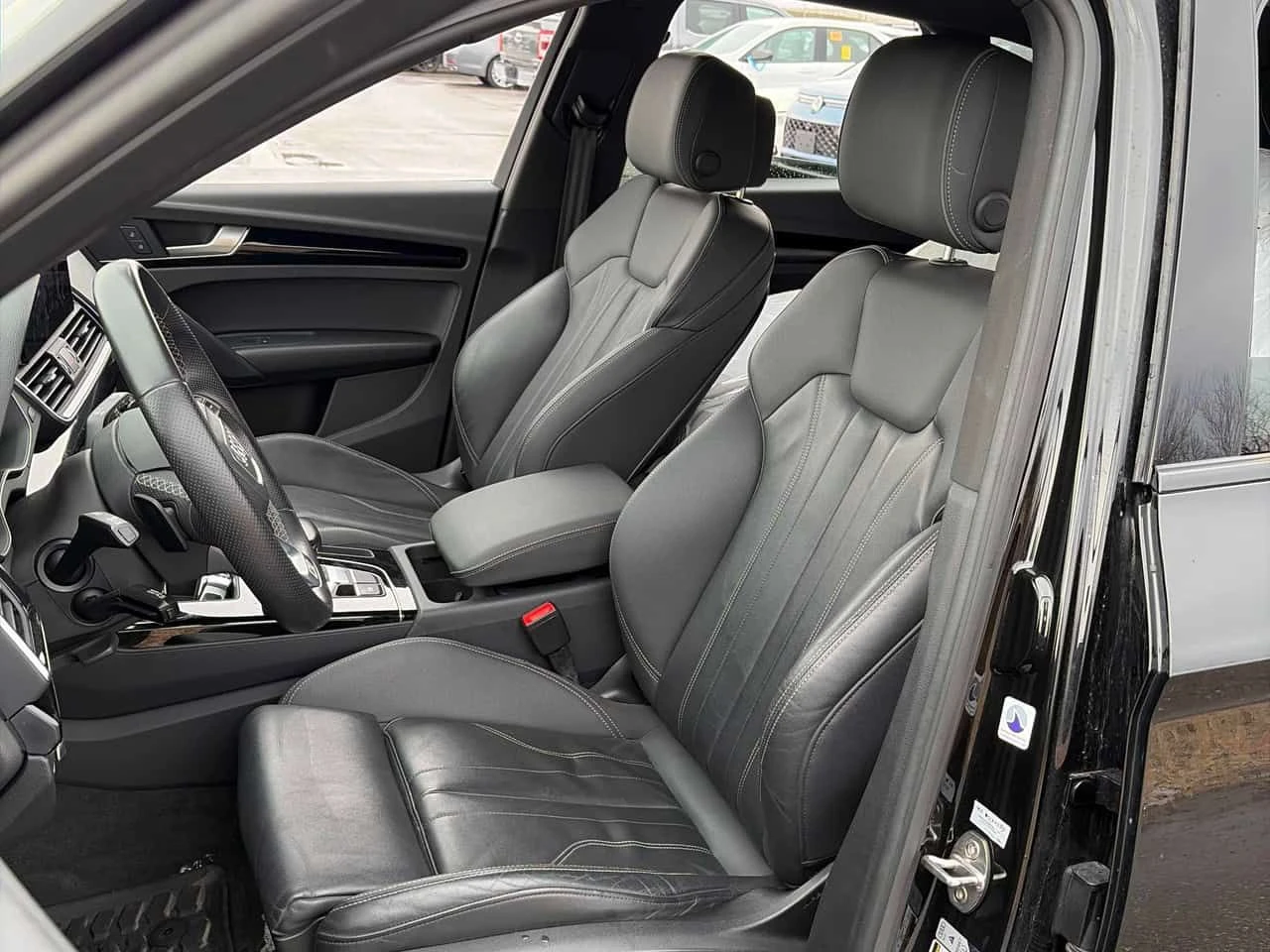 Audi Q5 Progressiv  CARFAX, снимка 11 - Автомобили и джипове - 54226754