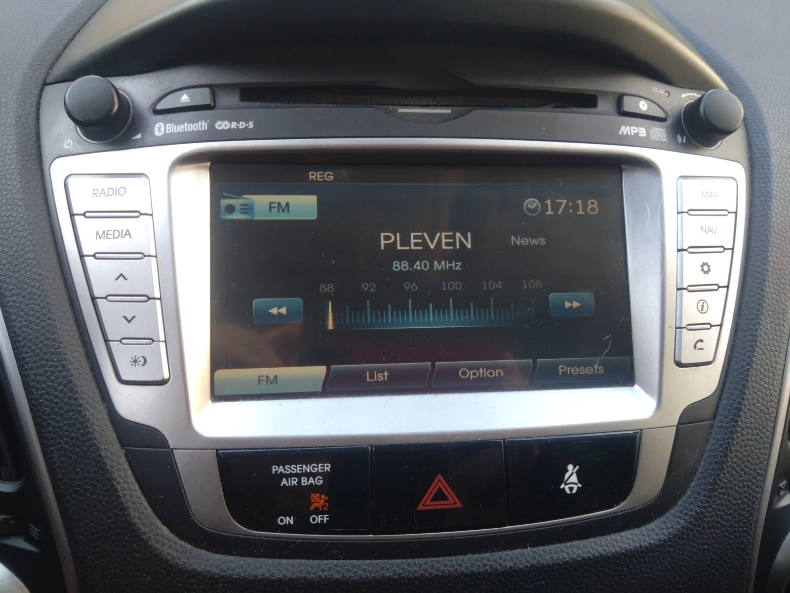 Hyundai IX35 2.0crdi, снимка 15 - Автомобили и джипове - 54948654