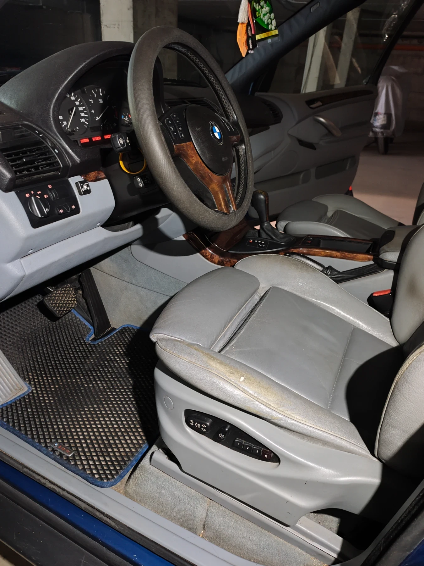 BMW X5 3.0 Бензин-Газ, снимка 10 - Автомобили и джипове - 54966929