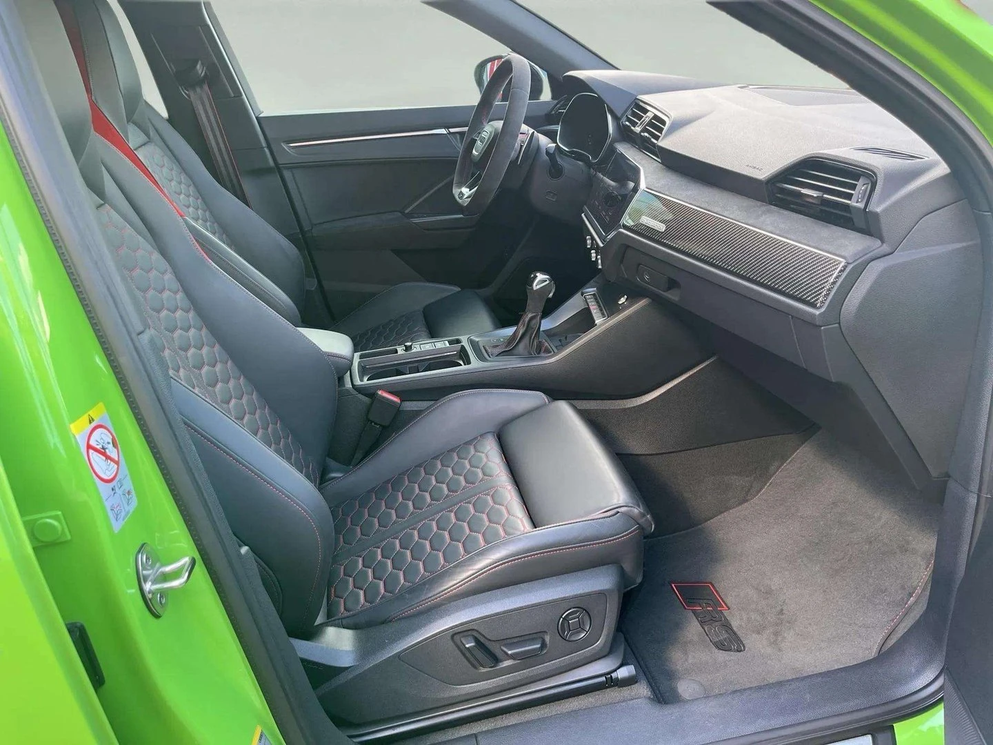 Audi Q3, снимка 14 - Автомобили и джипове - 55199130